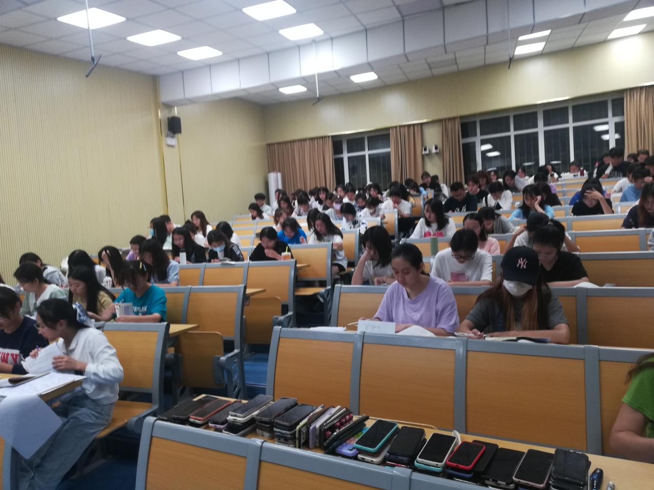 广东省本科自考报名中心，一站式服务助力学子圆梦大学